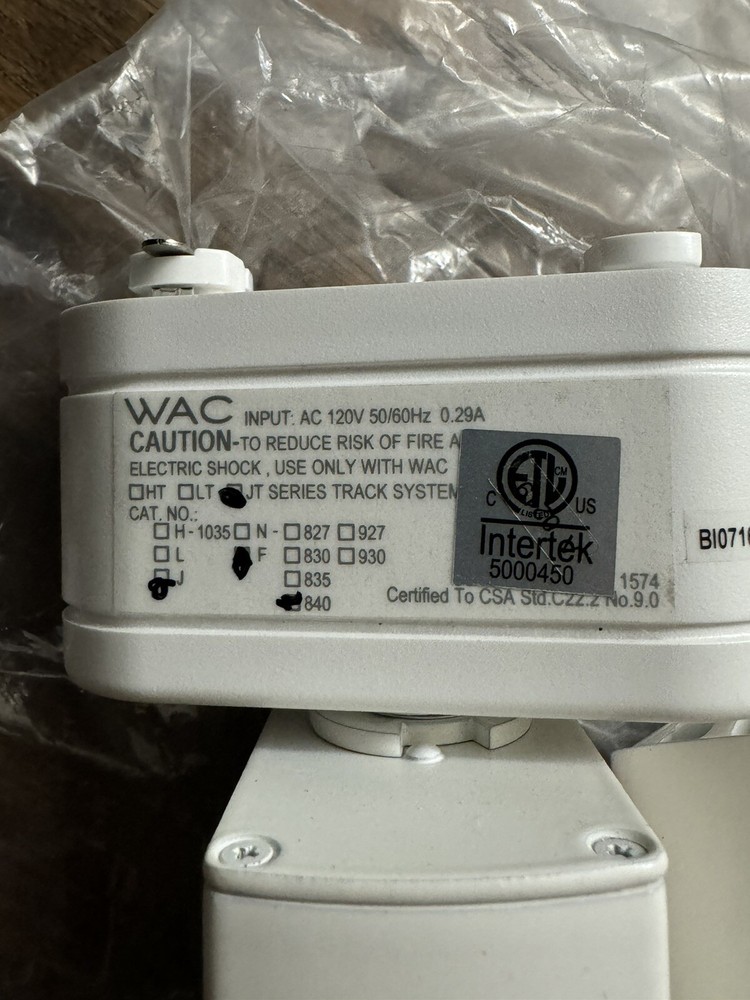 WAC lighting Track lights Model J-103f-840-wt
