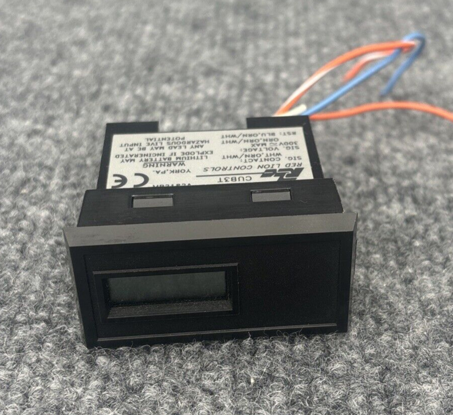 Red Lion Controls CUB3T310 Digital Panel Meter Counter, Timer Used