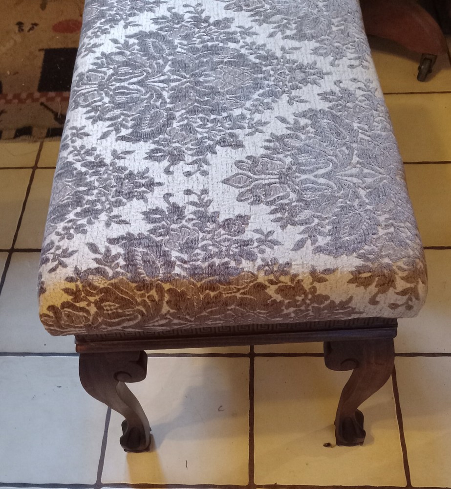 Walnut Vanity Bench (VB-119)