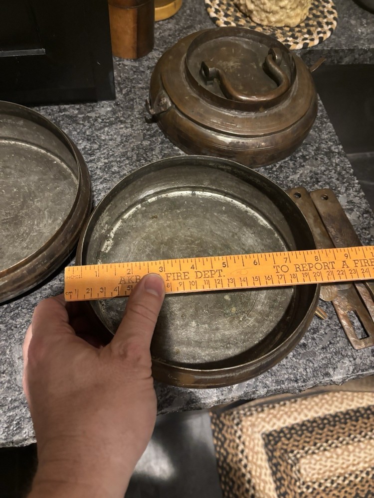 Antique 4 Part Metal Cookware Kit