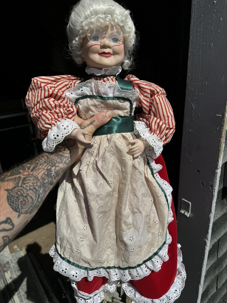 Haunted Doll Mrs Claus