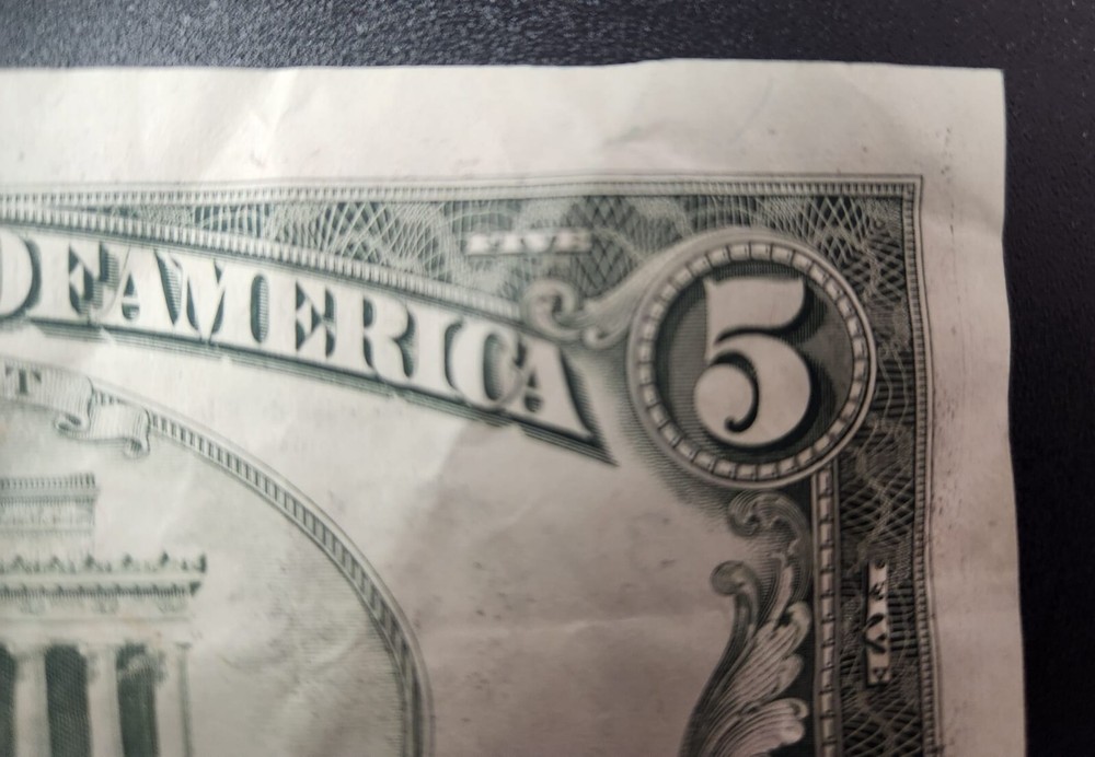 1985 5 dollar bill Miscut ERROR
