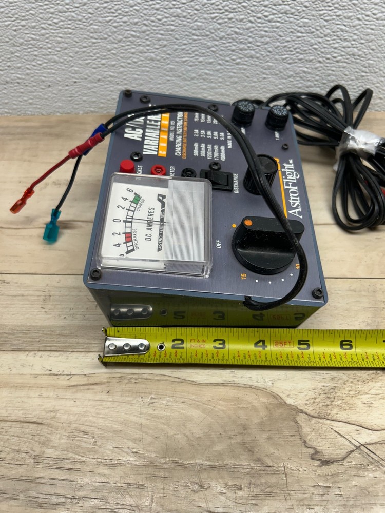 AstroFlight AC/DC Variable Rate RC Batteries Charger Model 115 Tested