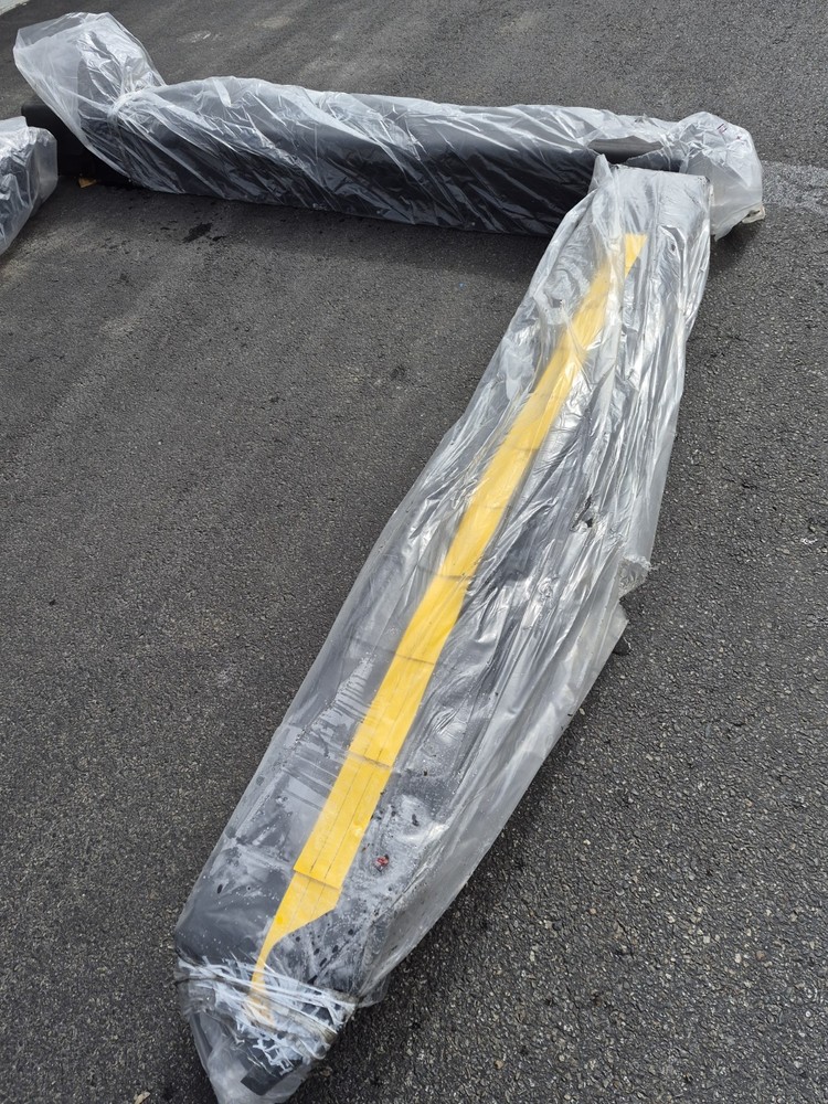Serco 8'×9' 10" projection Dock Bumper Black