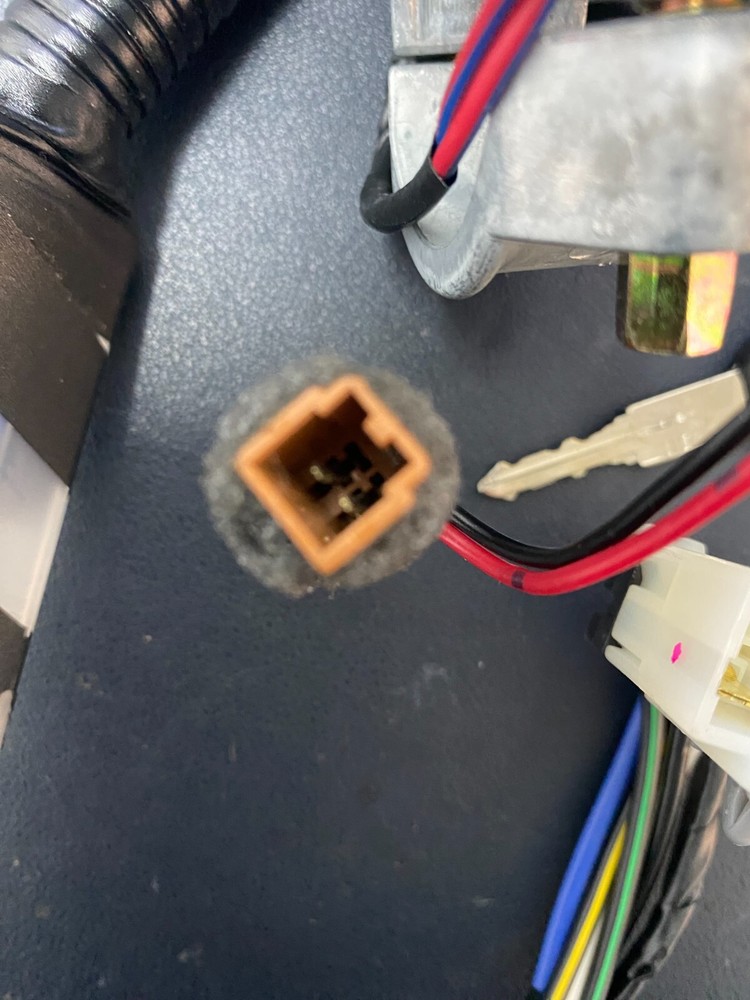 SMP US844 NEW Ignition Lock Cylinder