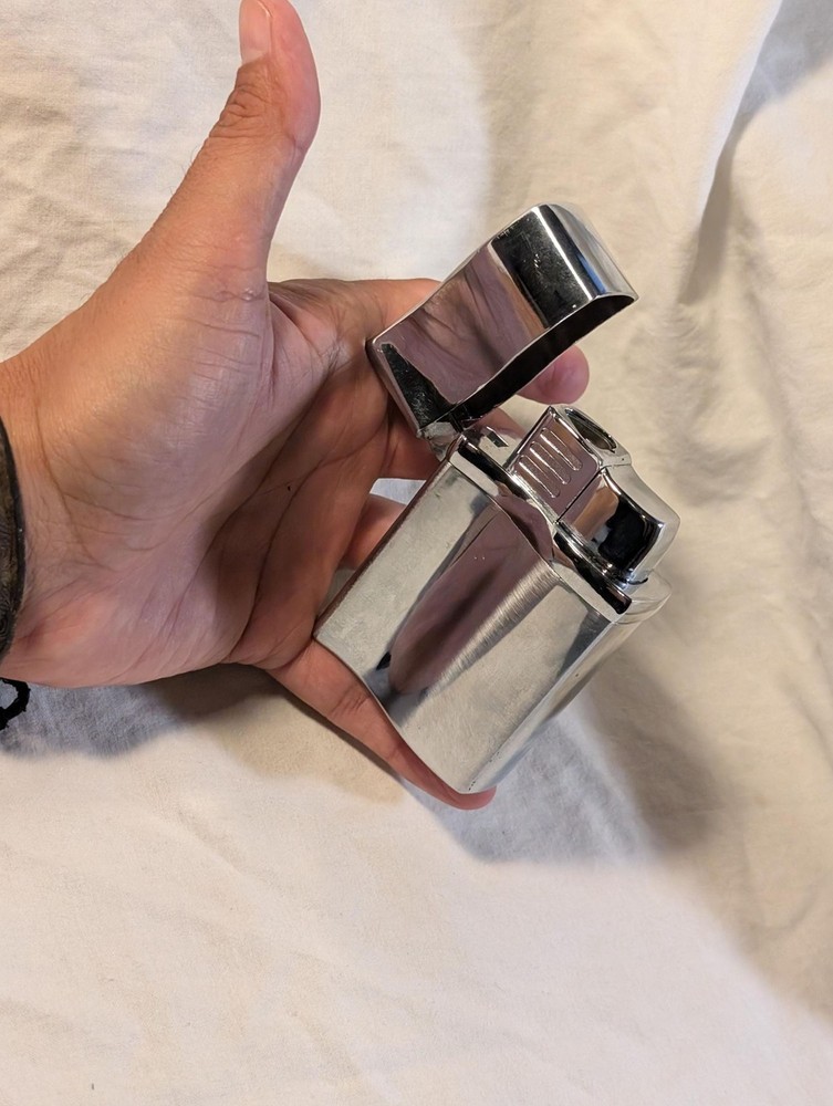 Large Chrome Table Top Refillable Lighter