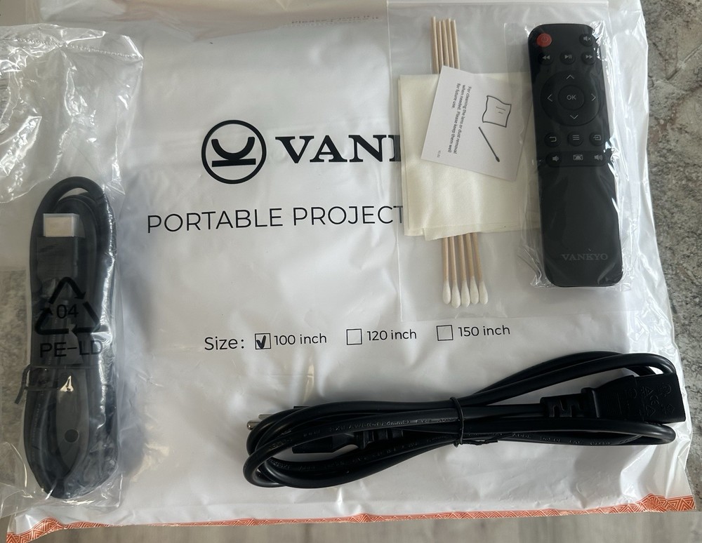 VANKYO Leisure E30WT Native 1080P Full HD Video Projector