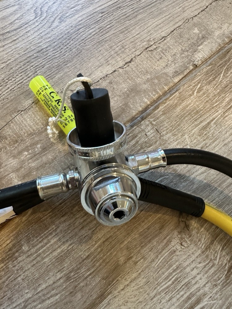 Poseidon DIN, JetStream, Apeks T20 octopus