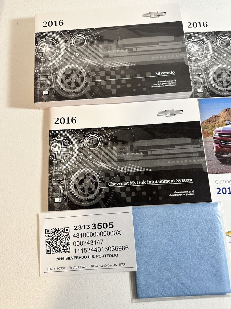 2016 Chevrolet Silverado Owner's Manual Set