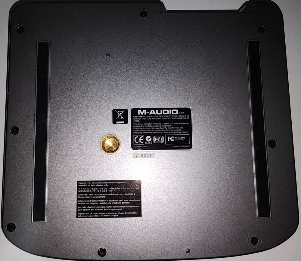 M-Audio Trigger Finger USB Midi Controller Surface Drum Pad with USB Cable