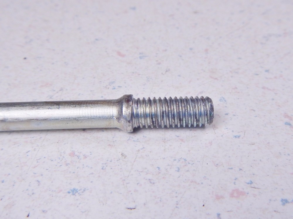 82 HONDA C70 C 70 PASSPORT LONG CYLINDER STUD