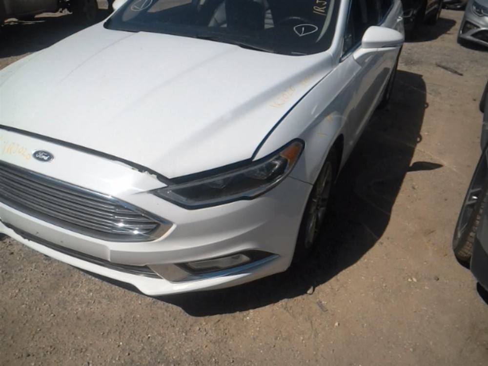 FUSION 2017 High Mounted Stop Light 104920547