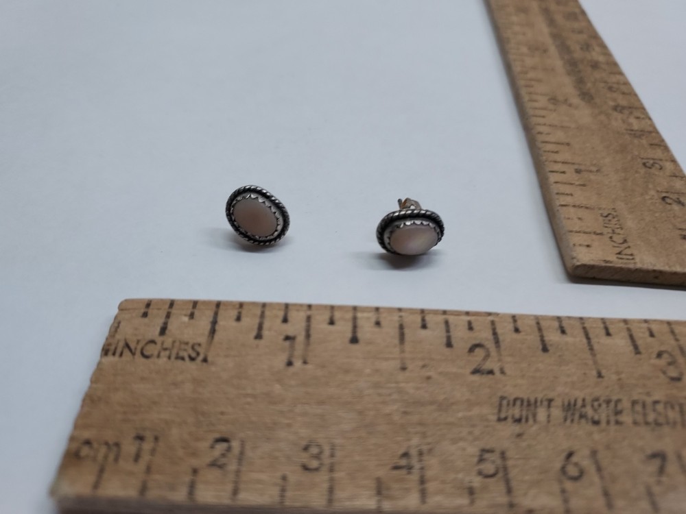 OVAL setting STUD - pierced EARRINGS - listing #7769