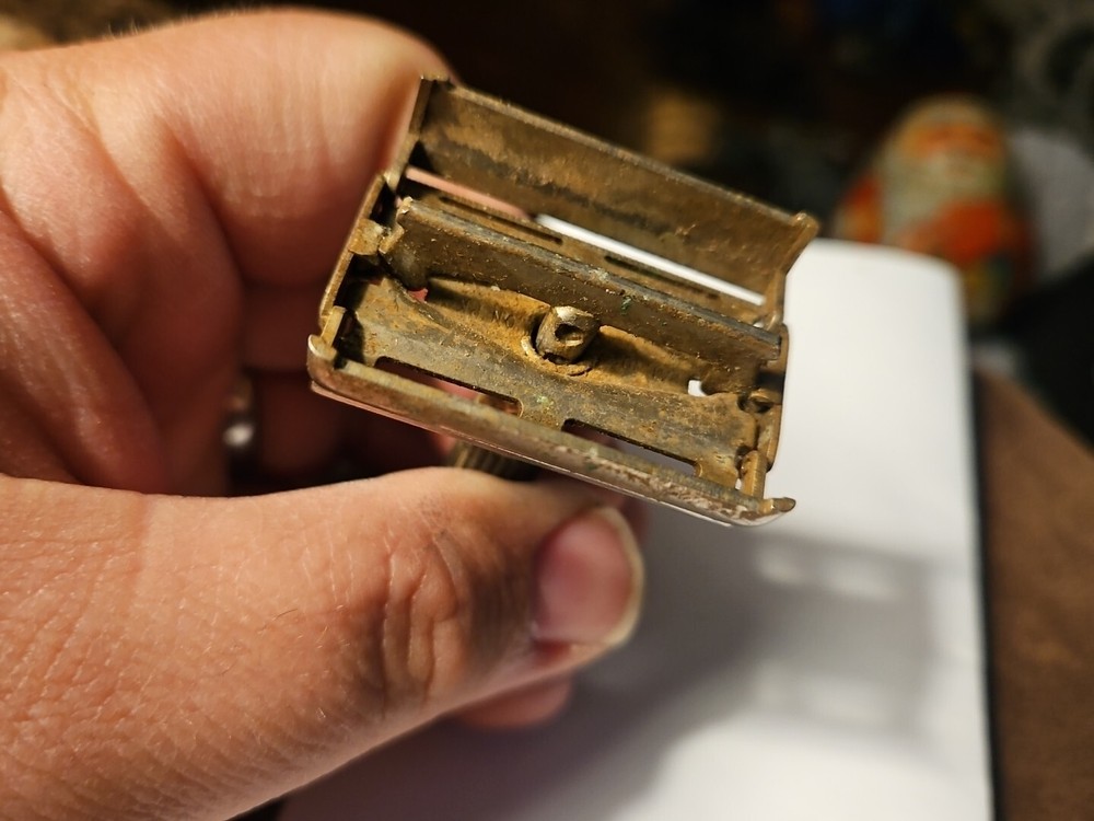 Vintage Collectible Razor Double Edge