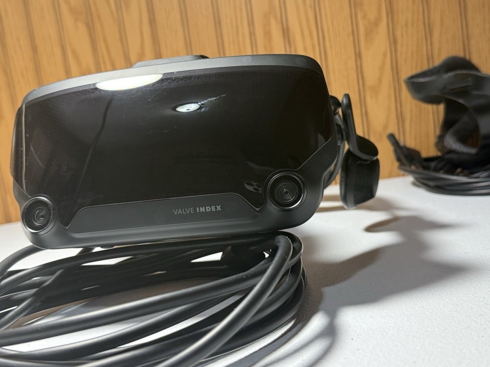Valve Index VR Headset + Cables & Face Gasket TESTED & WORKS