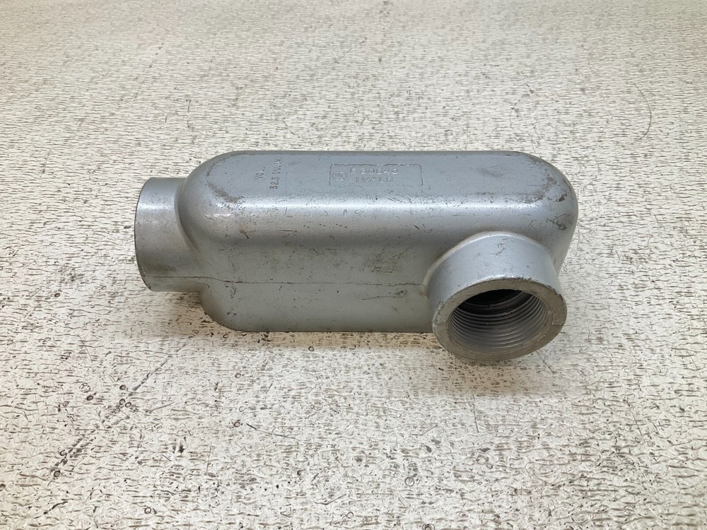 Appleton E30640 1-1/4" Conduit Body LR (TSC)