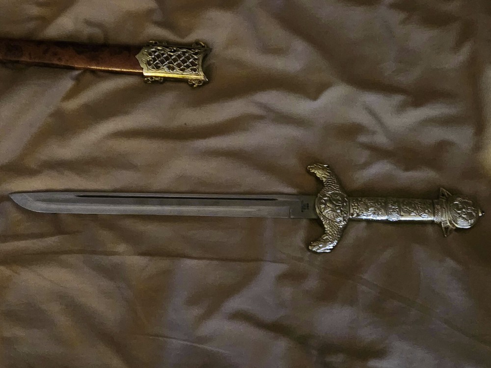 14th century replica dagger/Sword Cleaned