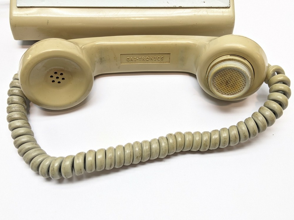 Gai-Tronics 621C Subset Desk-Top Station