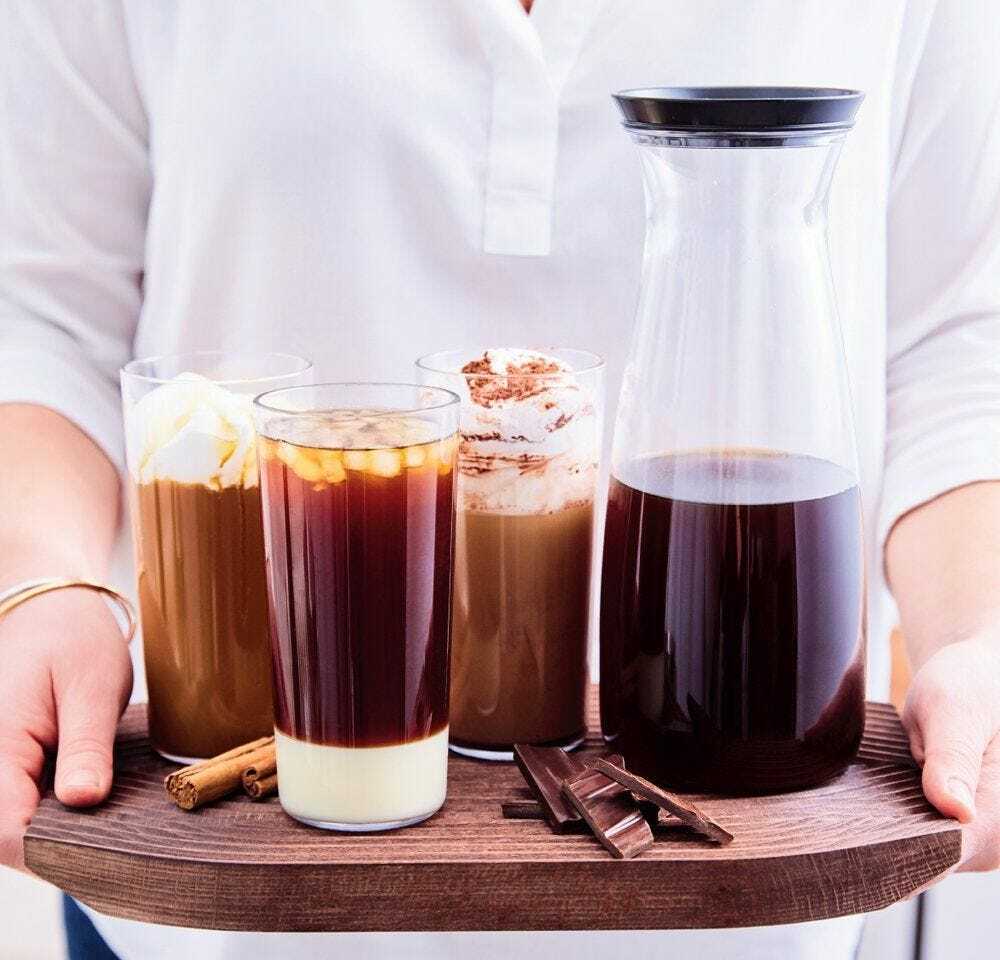 NEW tupperware cold brew coffee or tea carafe