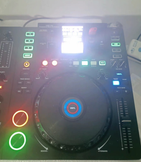 1pcs Gemini cdm7000 DJ mixer