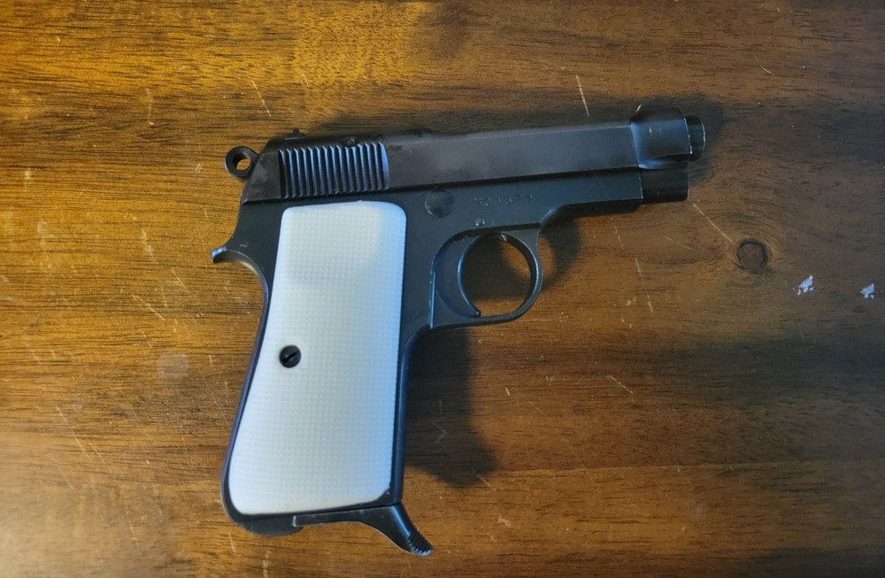 Beretta 1934 Grips Stipple Pattern White (3D printed)
