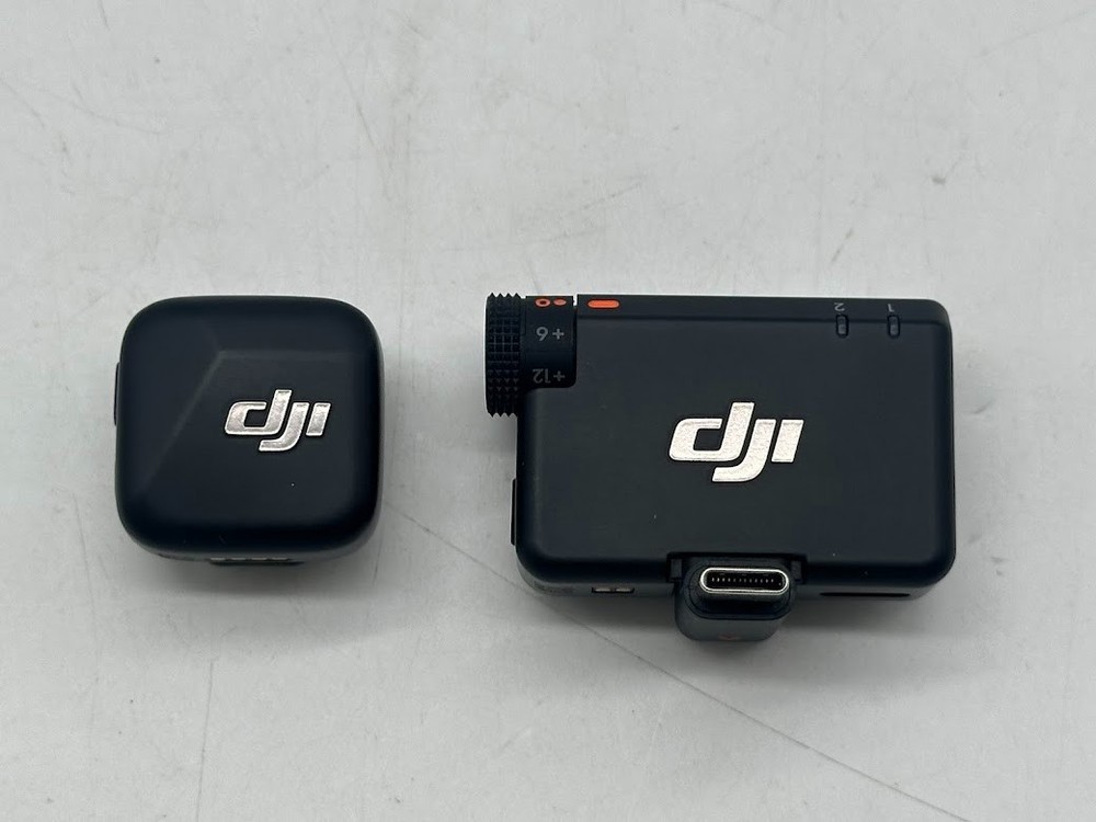 DJI Mic Mini Compact Wireless Microphone System (1x Transmitters, 1x Receiver)