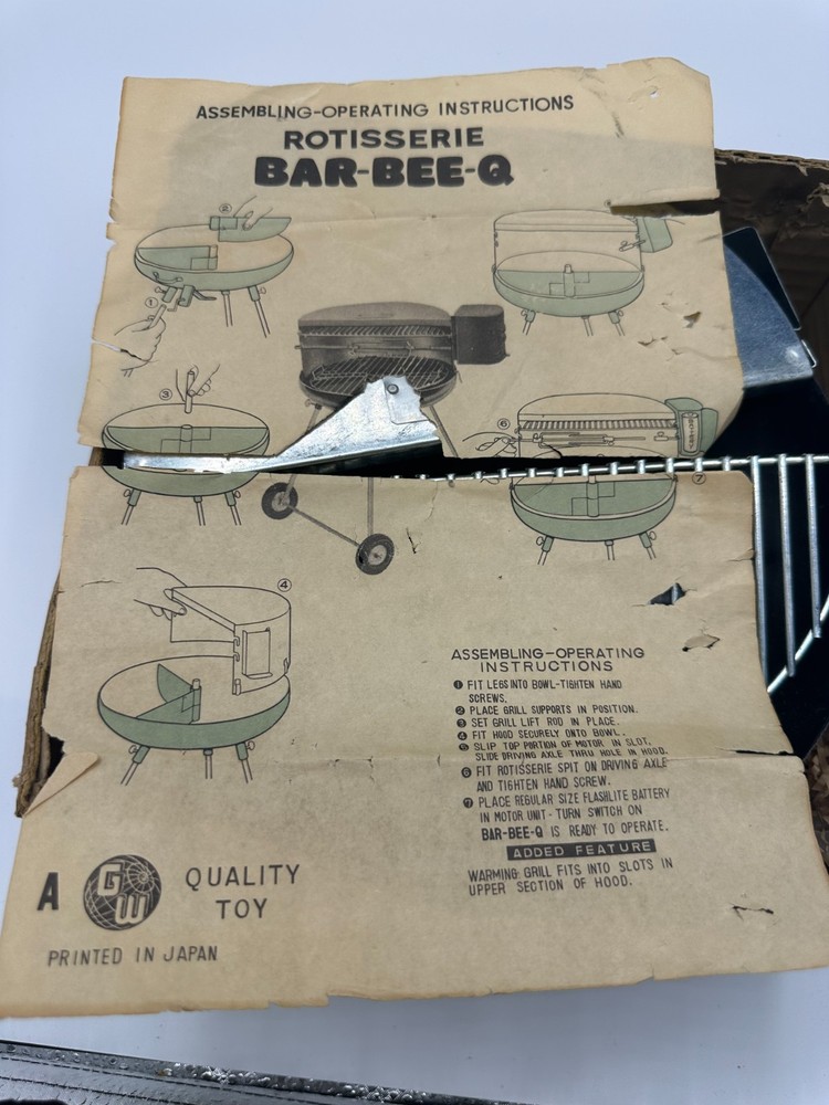 Vintage Bar-Bee Q Grill