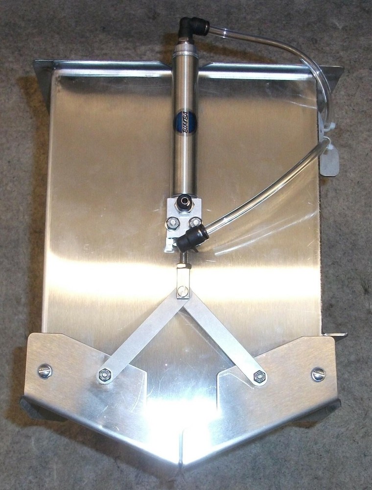 PNEUMATIC CYLINDER OPERATED PACKAGING DUAL DUMP HOPPER RECTANGULAR STAINLESS NEW