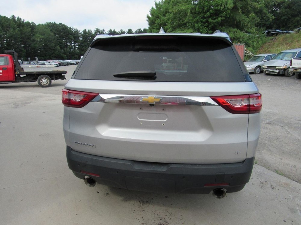 TRAVERSE 2020 Glove Box 1062584