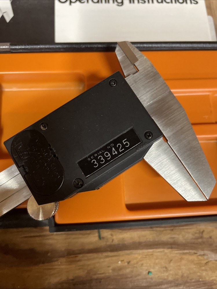 Fowler & NSK Max-Cal Electronic Digital Caliper With Case