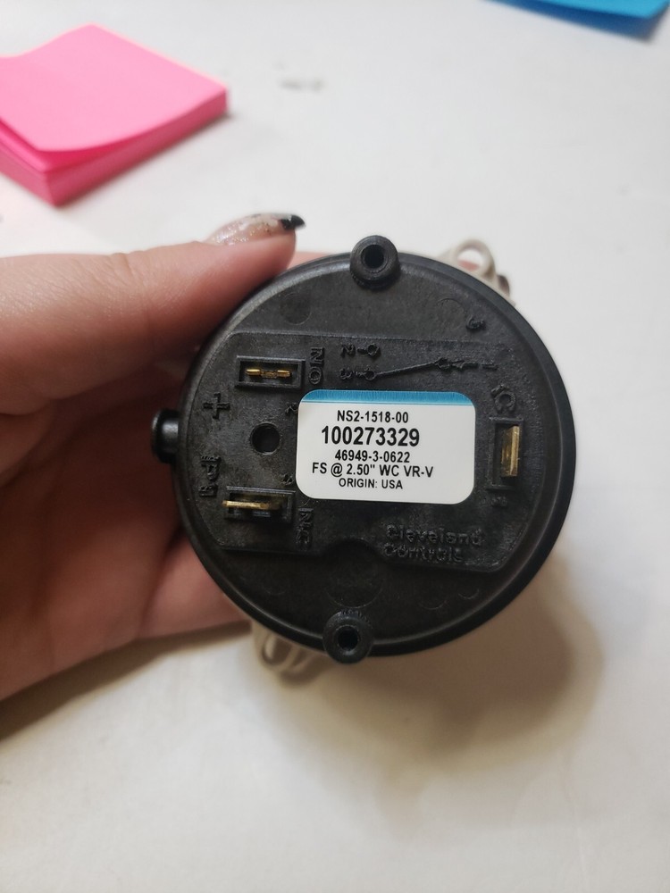 Cleveland Controls Pressure Switch For Polaris Water Heater NS2-1518-00