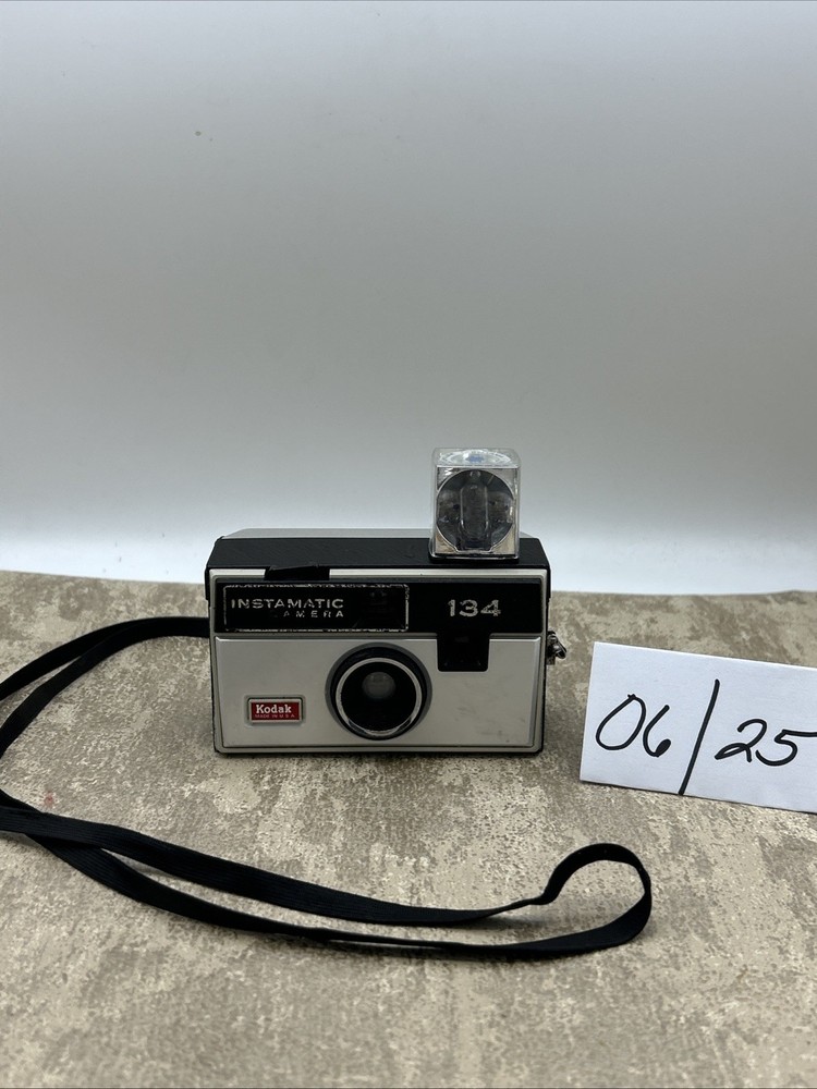 Kodak Instamatic 134 Camera