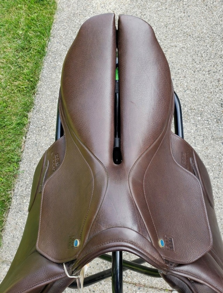 Stübben Genesis Split Tree English Jumping Saddle