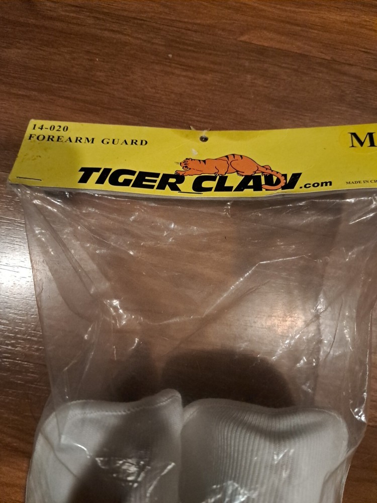 Tigerclaw Forearm Guard Size M