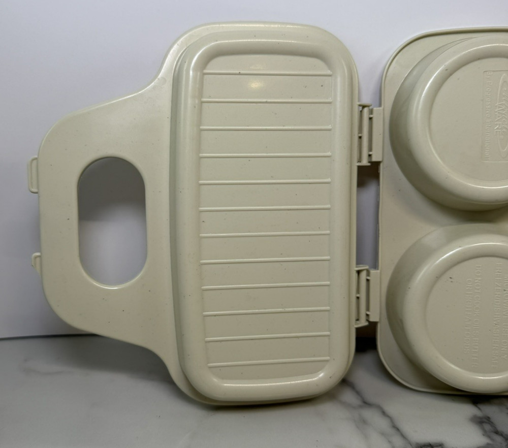 Miracle Ware by Progressiv - Egg Poacher Microwave Cooker - Quick Easy Breakfast
