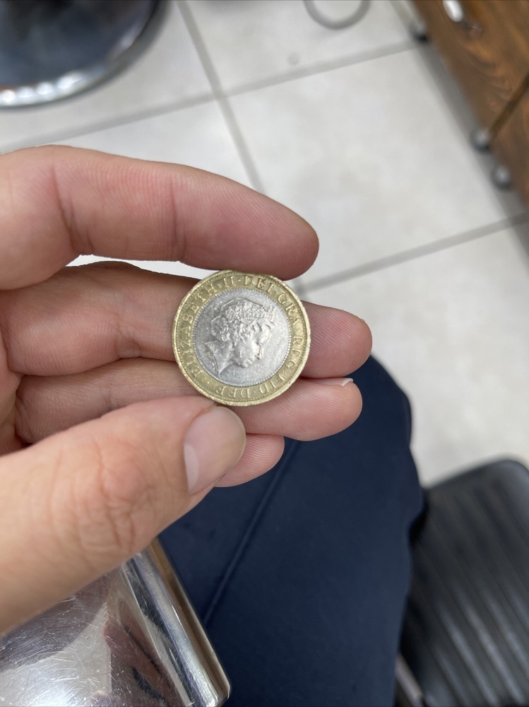 coins 2 pounds britannia