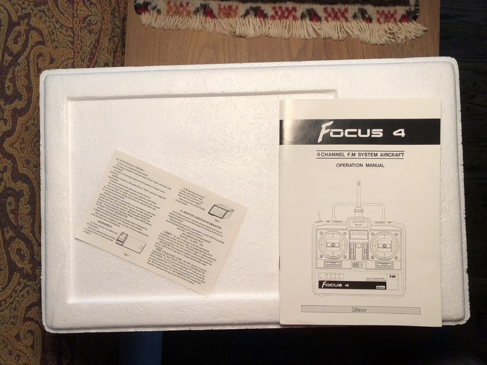 HITEC RADIO CONTROL FOCUS 4