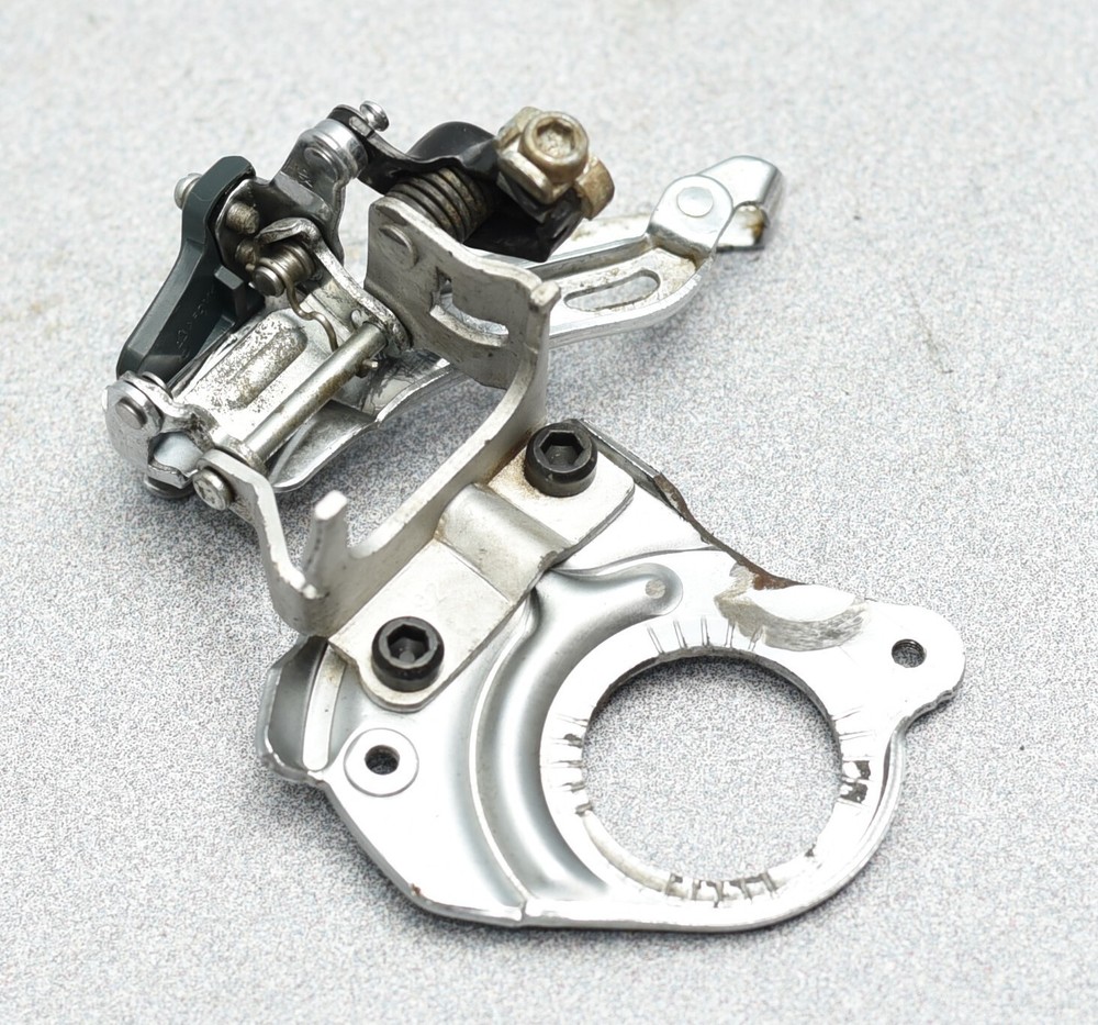 Shimano Acera FD-M330 Front Derailleur, E-Type Bottom Bracket Mount, Top Pull