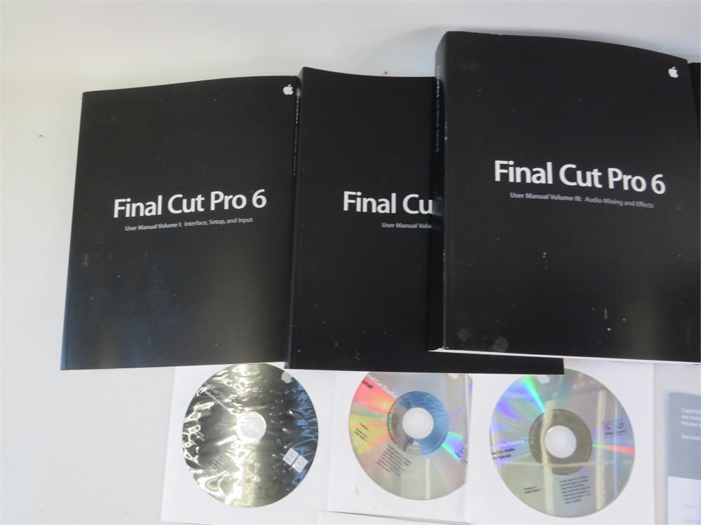 Apple Final Cut Studio 2 Video Editing Software Mac Complete Box Set W/ Manuals