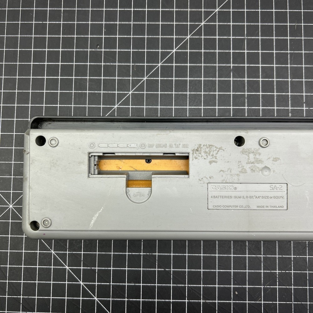 Casio SA-2 Mini Electronic Keyboard - WORKS - Missing Battery Cover