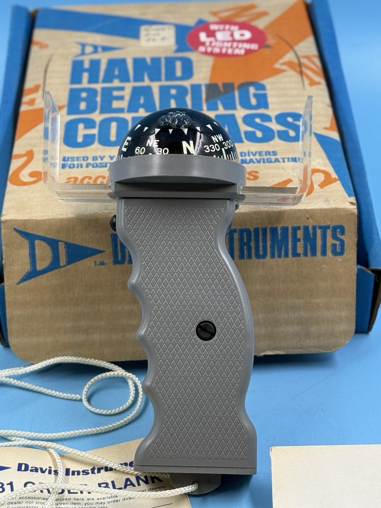Vintage DAVIS INSTRUMENTS Hand Bearing Compass VGC