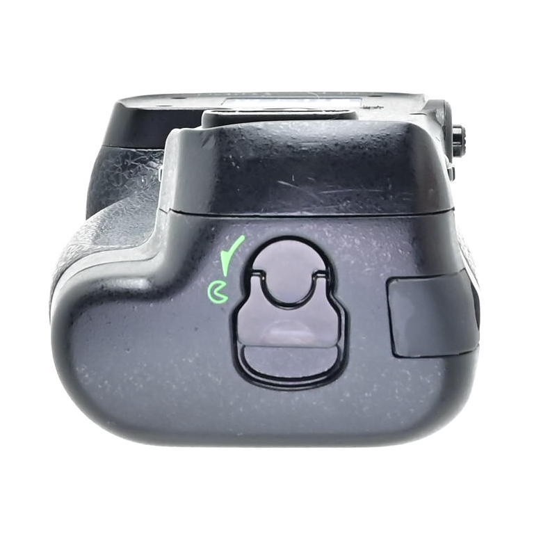 Nikon MB-D18 Multi-Power Battery Pack
