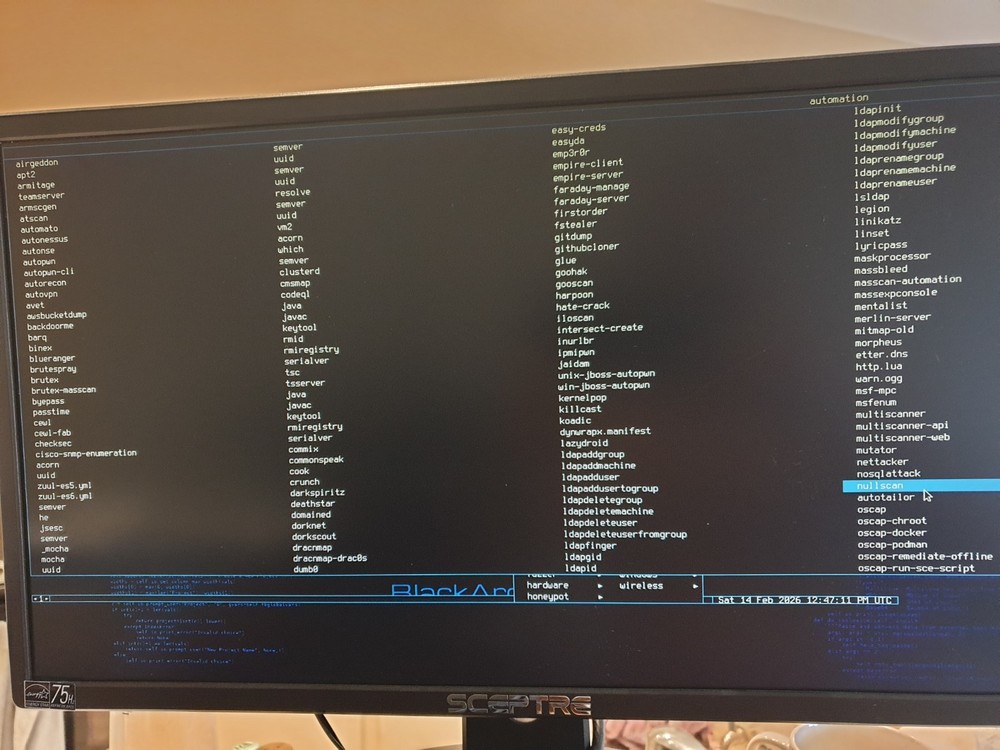 Linux BlackArch Full 2023.04 64-bit, Bootable Live and Install USB Flash Drive