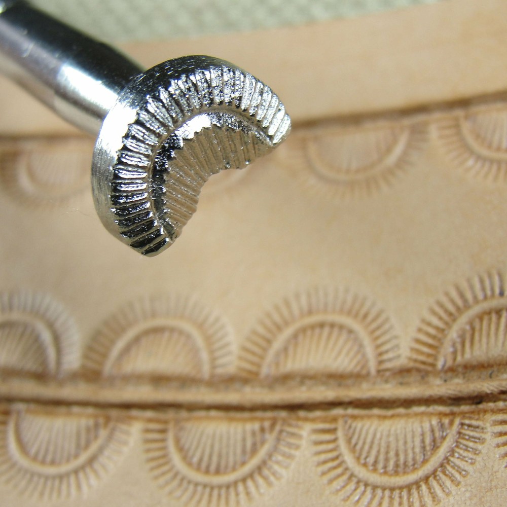 Leather Stamping Tool - #D439 Crescent Border Stamp