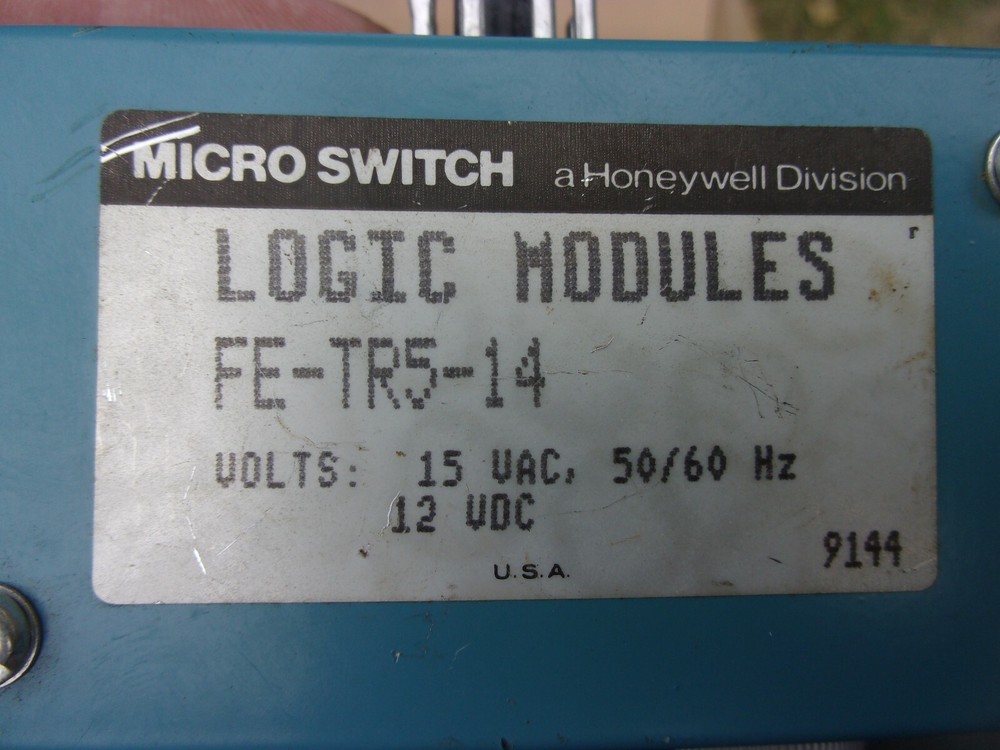 Honeywell Micro Switch FE-TR5-14 Photoelectric Sensor Control TR Logic Module