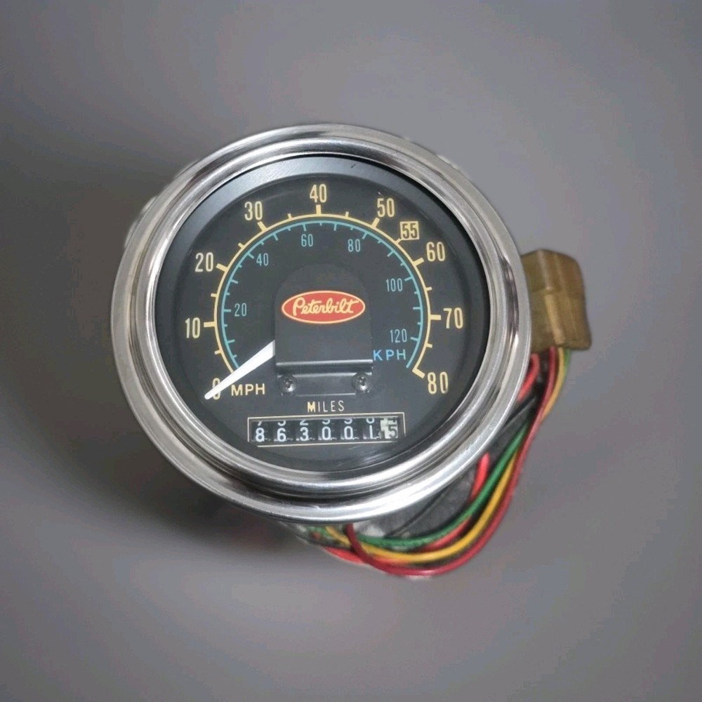 Peterbuilt 379 Model # 58082-47851 Speedometer Assembly Untested