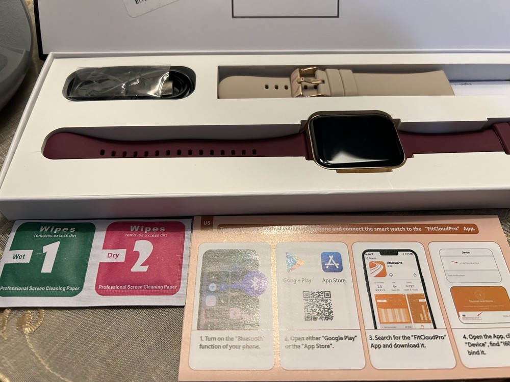 Smart Watch Fitness Tracker