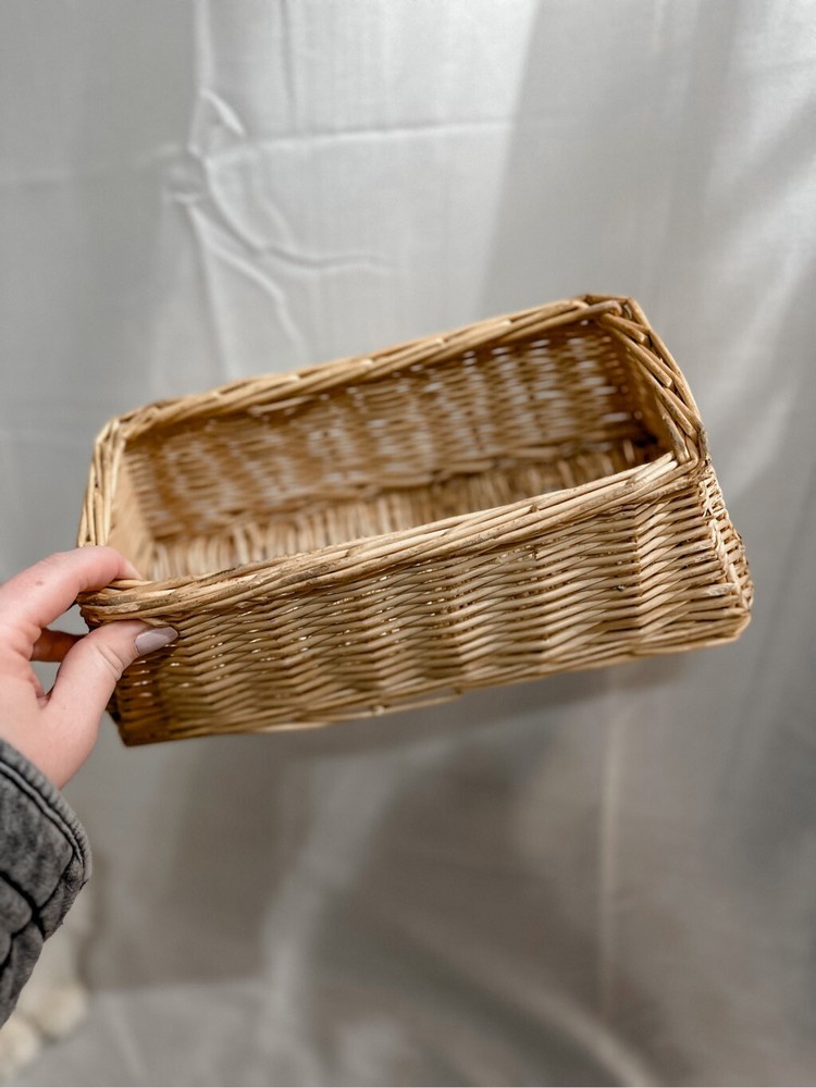 2 Rectangular wicker basket/planter