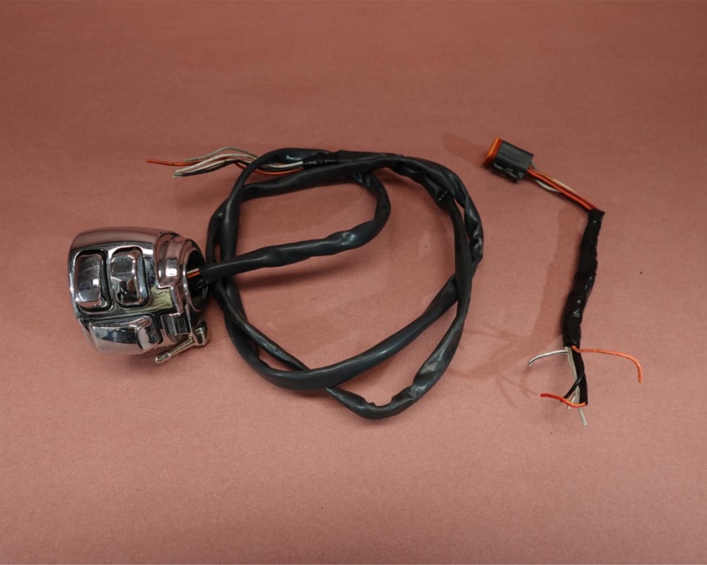 01-06 Harley Davidson Softail Heritage Fat Boy Right Control Start Stop Switch