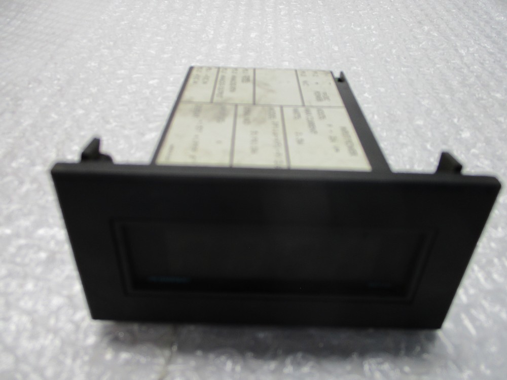 OMEGA DP116-KF1-9/26 PANEL METER NSNP